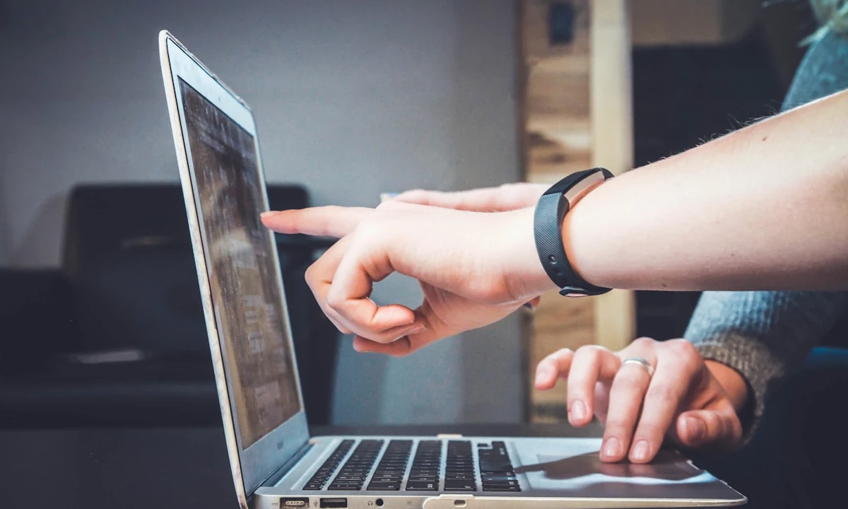 Weryfikacja i rozliczanie transakcji e-commerce w procedurze VAT OSS