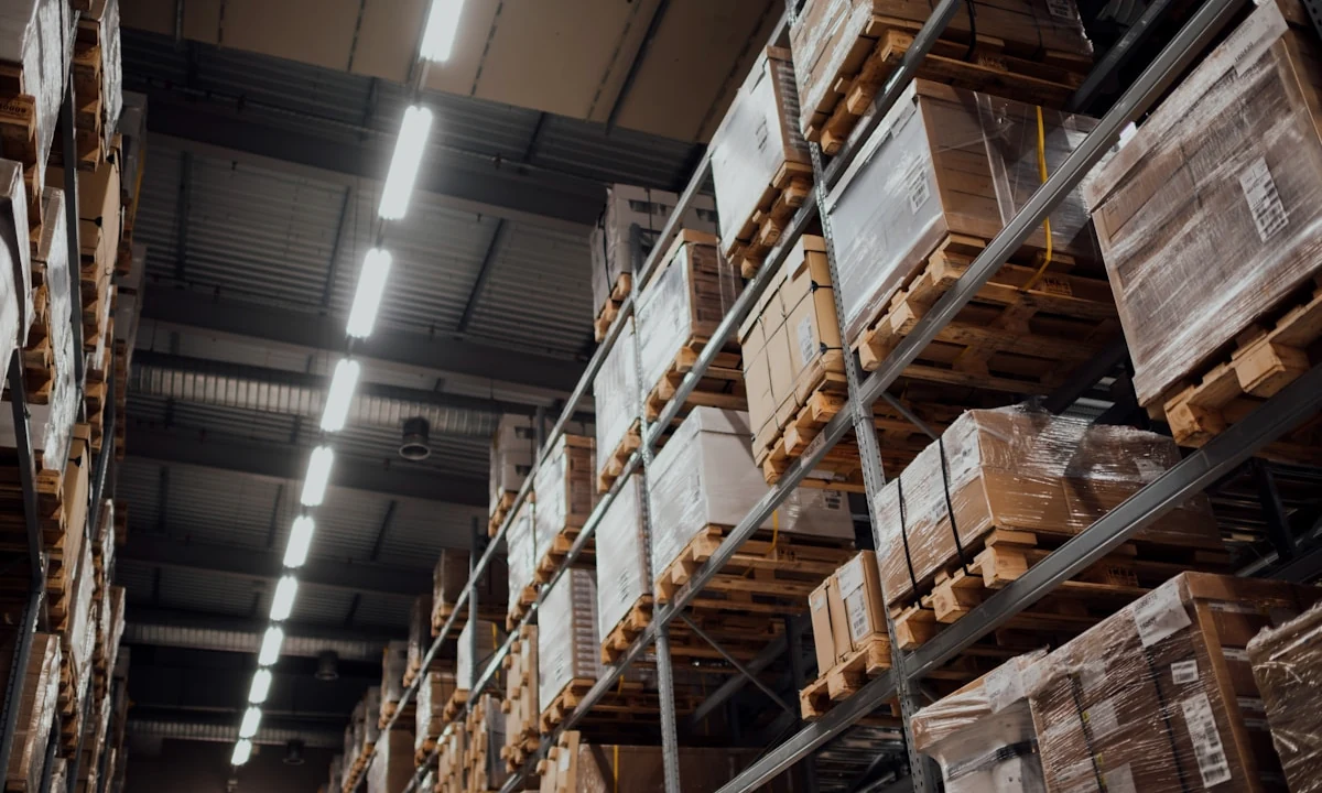 Magazyn wysokiego składowania i zapasy Amazon FBA w Unii Europejskiej